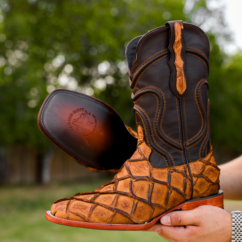 Artisan Rustic Matte Piraroucu Boots - Chisel Toe