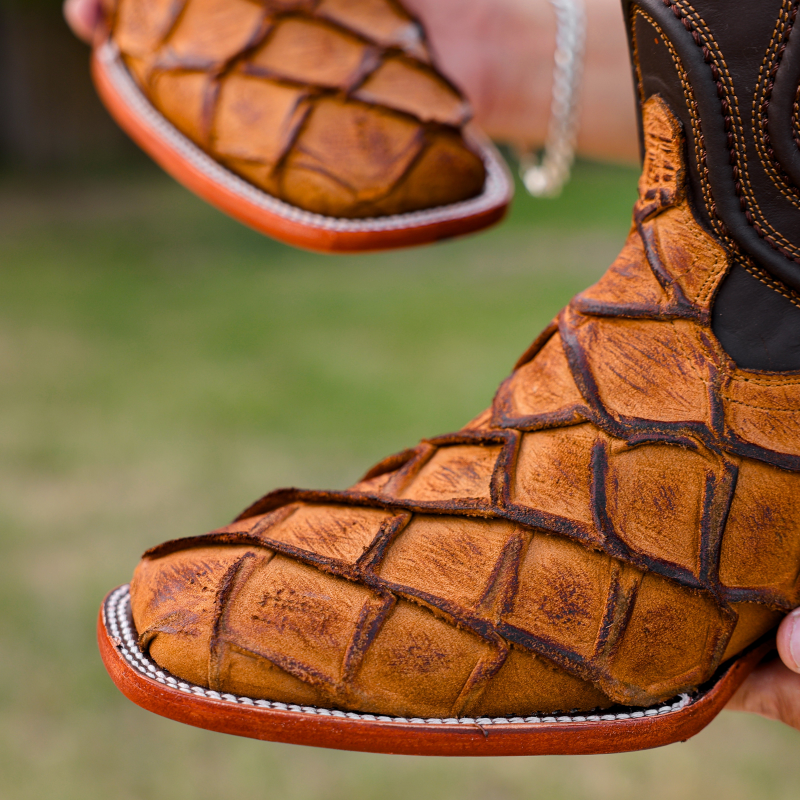 Artisan Rustic Matte Piraroucu Boots - Chisel Toe